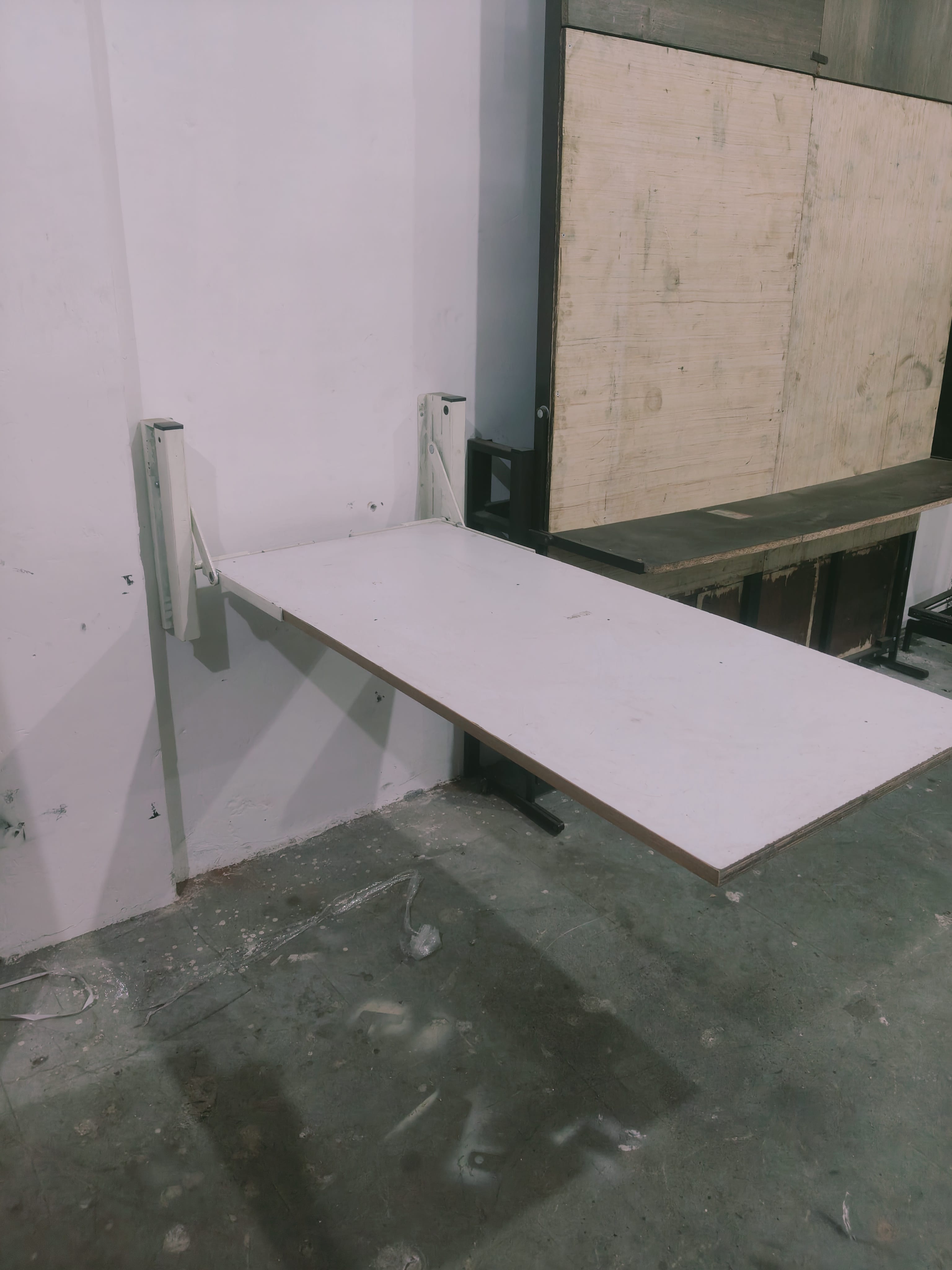 Wall Folding Dining Bracket with Gas spring - Wall Folding Mechanism by Nandu Fittings